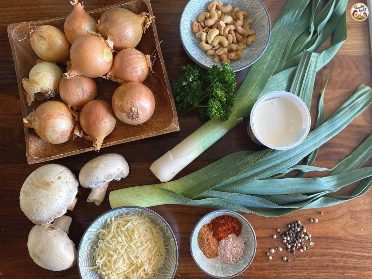 Zwiebelkuchen vegetarisch ♥ mit Lauch &amp; Champignons Rezept